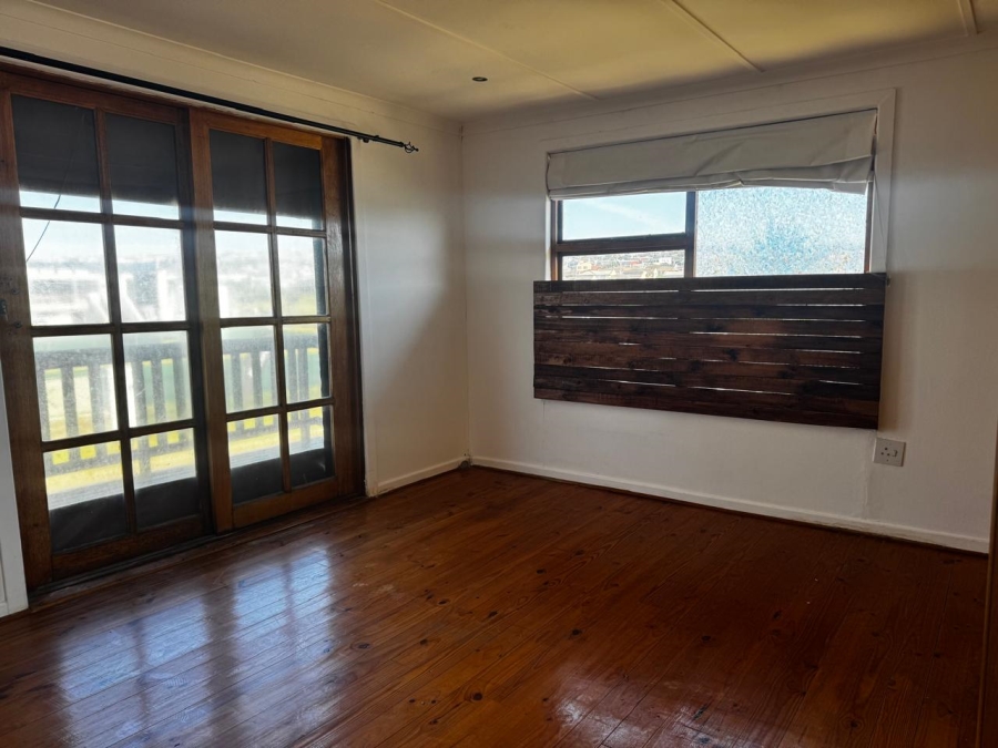 5 Bedroom Property for Sale in Kabeljauws Eastern Cape